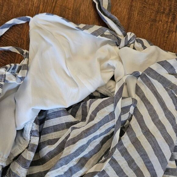 NWT Torrid Striped Seersucker Peplum Tank Top - Picture 5 of 12